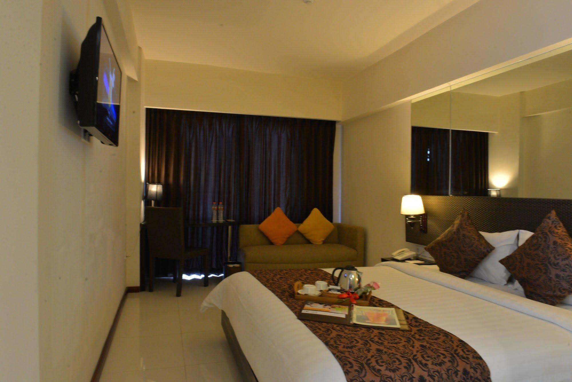 Solaris Hotel Kuta Kuta Lombok Kültér fotó